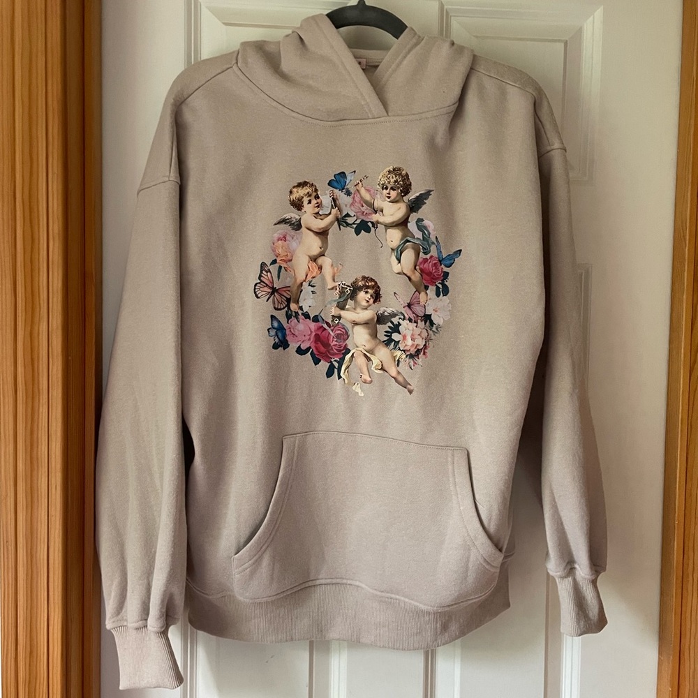 Bailey Rose (Found at Pretty Little Things NH) Size Small Angel Sweatshirt